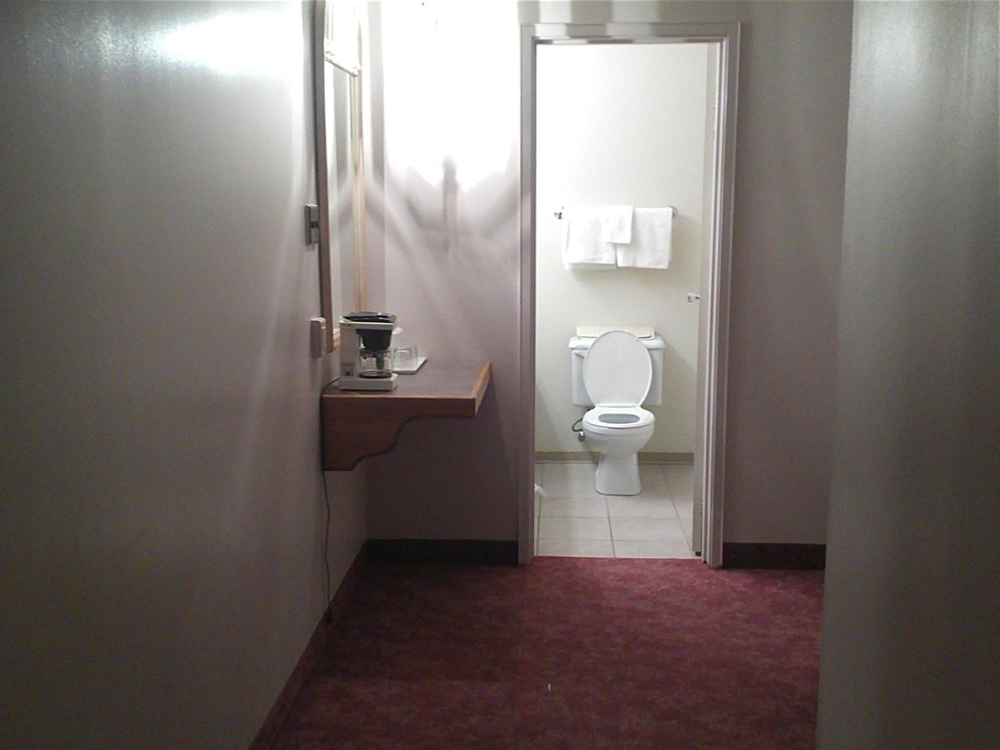 Empire Inn Brandon Bagian luar foto